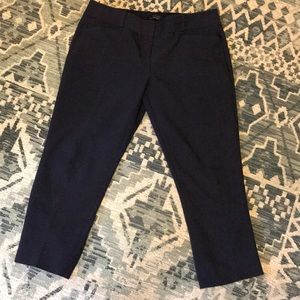 Cropped navy dotted pants